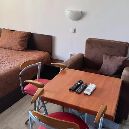 Marina Bay Saint Vlas *