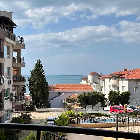 Apartment Marina Bay Saint Vlas