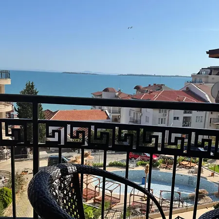 Marina Bay Saint Vlas Апартаменты