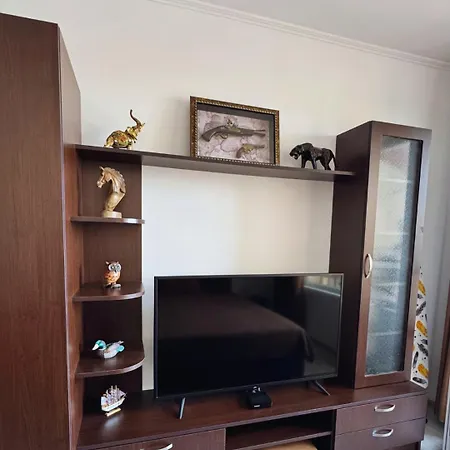 Marina Bay Saint Vlas *