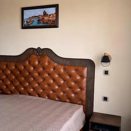 Marina Bay Saint Vlas *