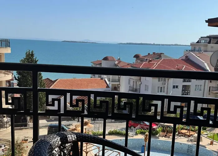 Marina Bay Saint Vlas Apartman