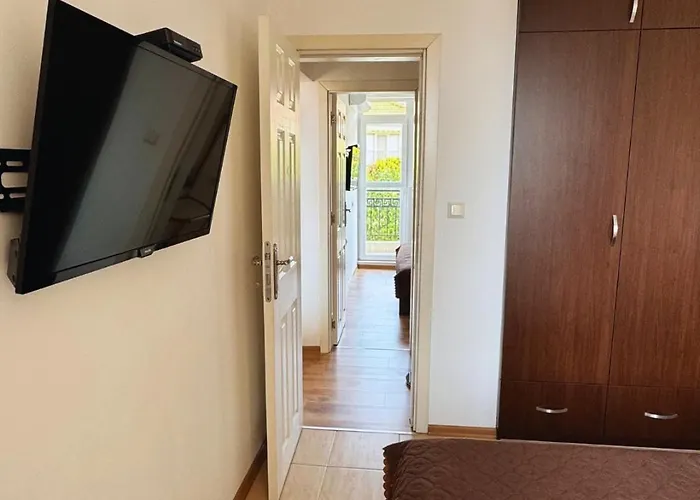 Marina Bay Saint Vlas Apartman