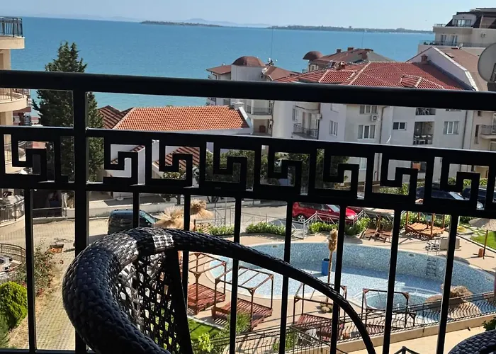 Marina Bay Saint Vlas Apartman