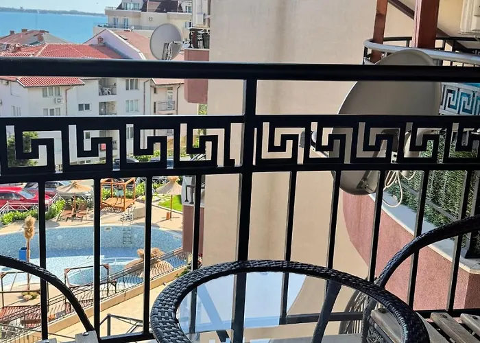 Marina Bay Saint Vlas Apartman