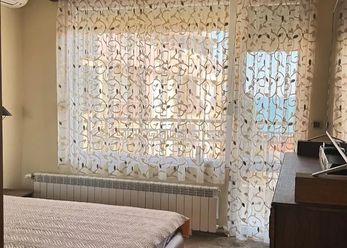 Marina Bay Saint Vlas Apartman *