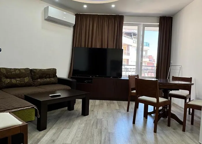 Marina Bay Saint Vlas *